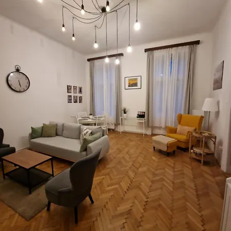Terrace Vuvu - With Balcony In The Heart Of Daire