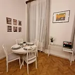 Terrace Vuvu - With Balcony In The Heart Of Apartment *