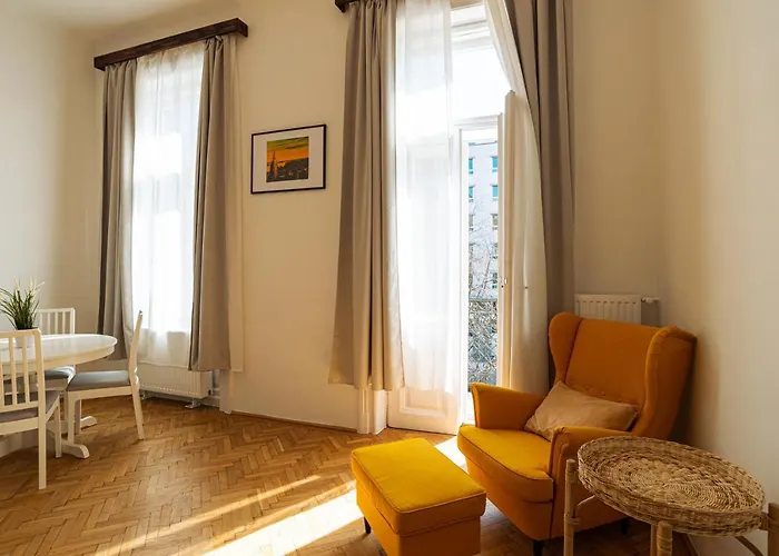 Terrace Vuvu - With Balcony In The Heart Of